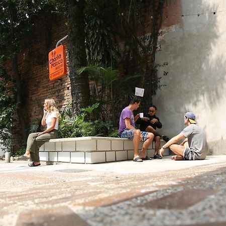 Charlie Palace Hostel Medellín Dış mekan fotoğraf